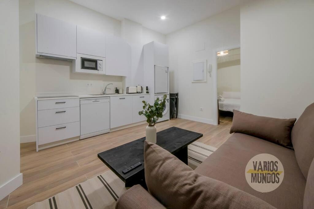 Cool Y Centrico Apt 6Px En Plena Plaza Del Carmen E2 マドリード エクステリア 写真
